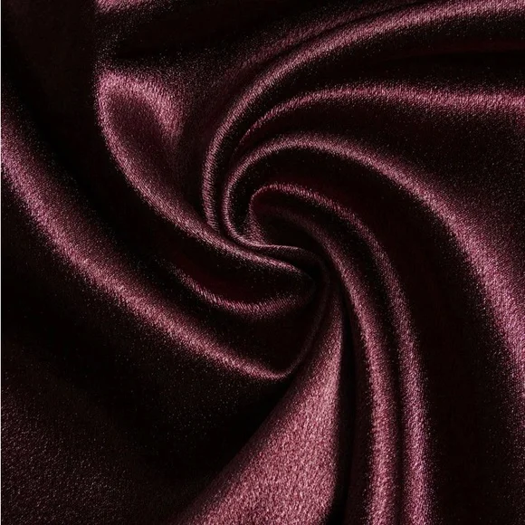 NWT Commence Burgundy Faux Leather Panel Satin Skirt - Small - Picture 3 of 3